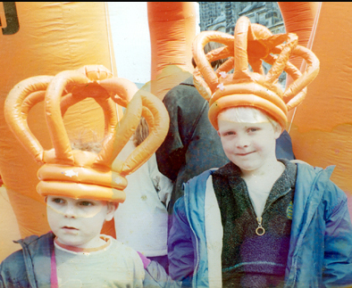 Koninginnedag in hartje Groningen - 2 Koningen op Koninginnedag op Grote Markt