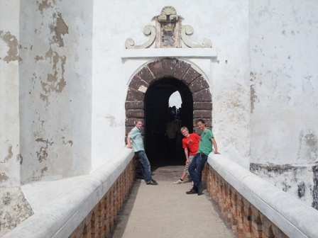 Ingang Fort Elmina